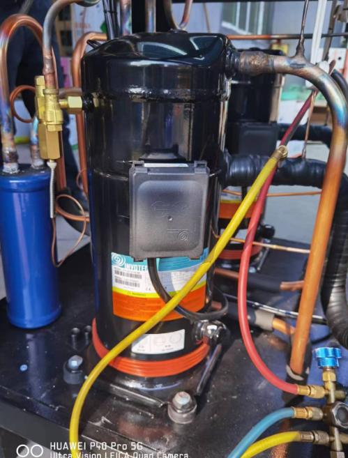 Hur man snabbt hanterar lågtemperaturkylmaskinens formpressningsmaskinkort?